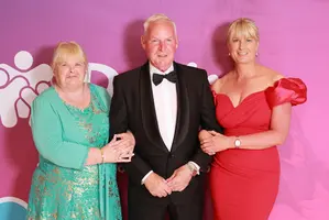 3 PEOPLE STANDING